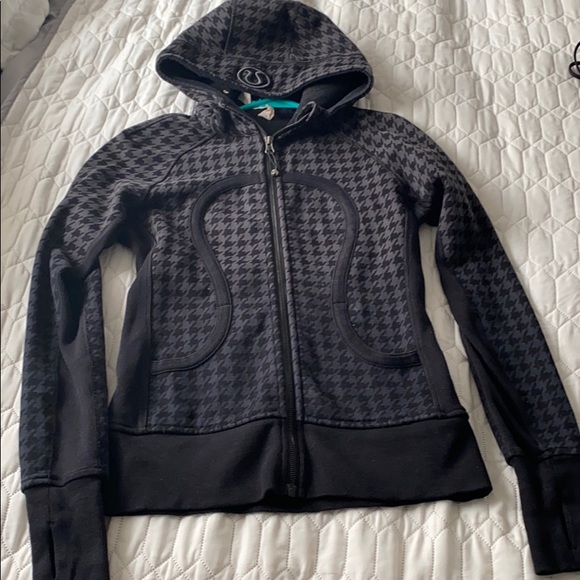 lululemon athletica Tops - FINAL SALE Lululemon full zip